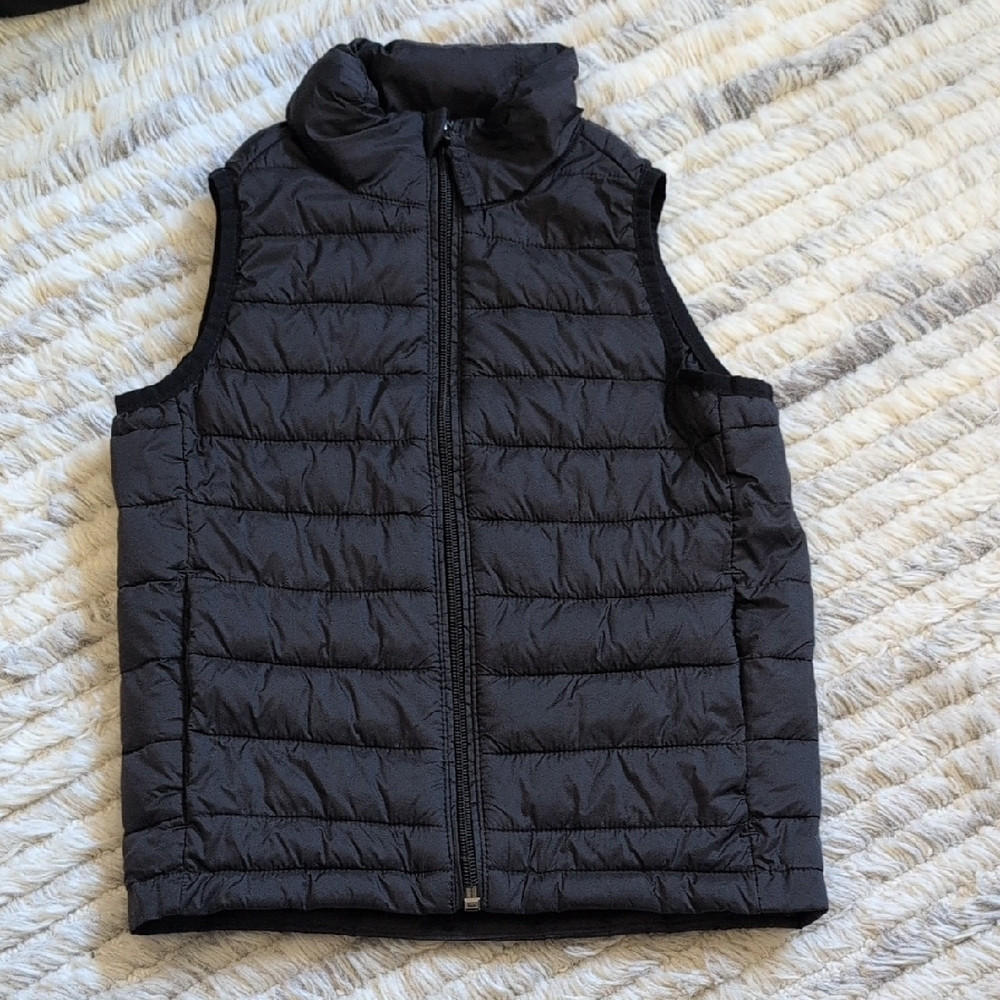 Amazon Essentials Black Puffer Vest XS